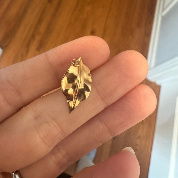 Gem Gossip Jewelry - Gem Gossip - 14k gold leaf charm.